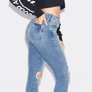 Size 20- Good American Jeans, Good legs